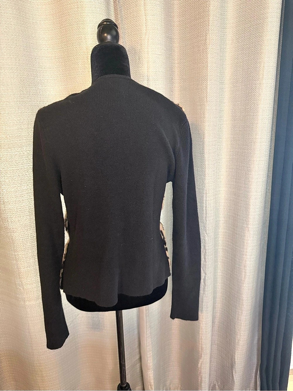 Y2K Ann Taylor Animal Print Black & Brown Sweater P2P 21” L 23”39 - Picture 4 of 5